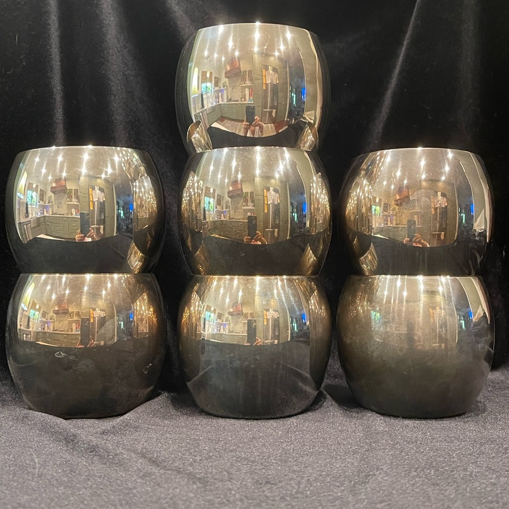 7 Vintage Newburyport Roly Poly cups. 4322 N.